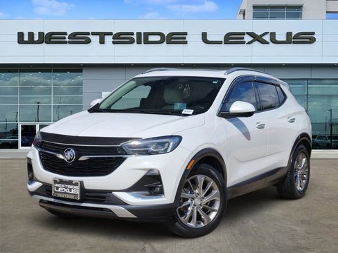 Used 2022 Buick Encore GX Essence w/ Advanced Technology Package FWD image 1
