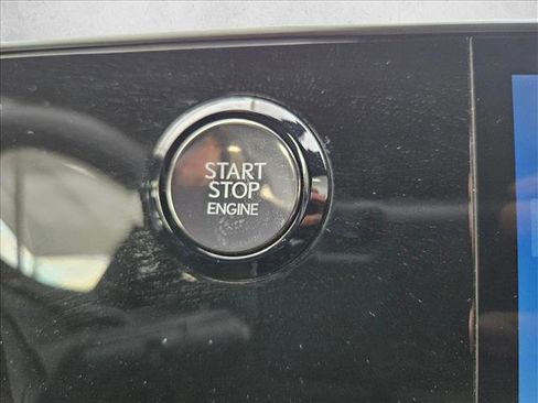 Used 2023 Lexus NX 250 FWD w/ Towing Package (2000 Lbs) image 14