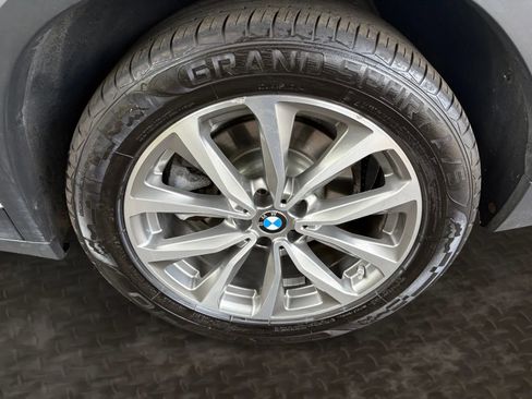 Used 2019 BMW X3 xDrive30i w/ Driving Assistance Package AWD/4WD image 40