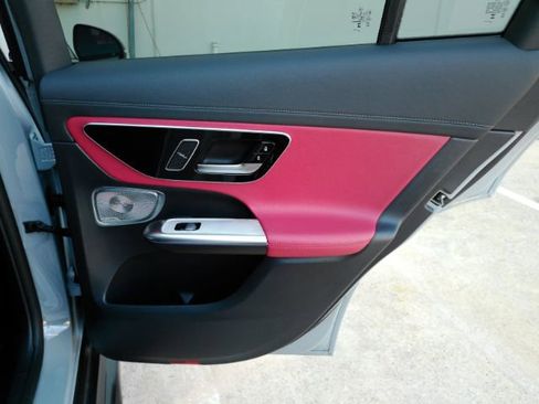 Used 2025 Mercedes-Benz GLC 43 AMG 4MATIC image 23