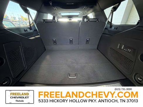 New 2026 Chevrolet Suburban Premier image 12