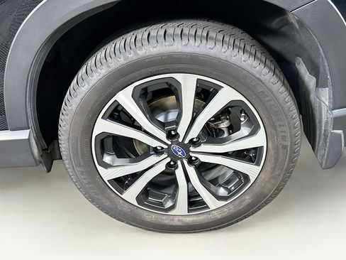 Used 2020 Subaru Forester Limited w/ Popular Package #3 AWD/4WD image 11