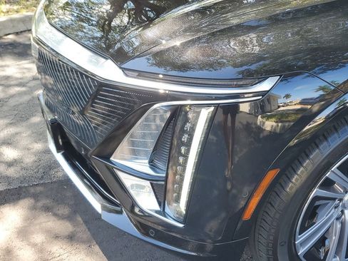 Certified 2024 Cadillac Lyriq Luxury RWD image 10