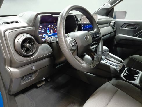 Used 2024 Chevrolet Colorado Trail Boss w/ LPO, Skid Plate Package AWD/4WD image 23