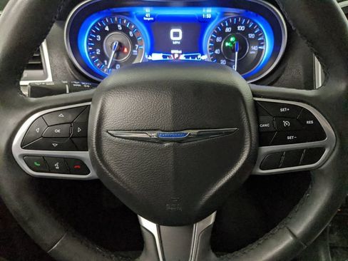 Used 2023 Chrysler 300 Touring L w/ Comfort Group RWD image 12