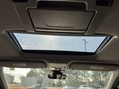 Certified 2024 Honda Odyssey Elite image 33