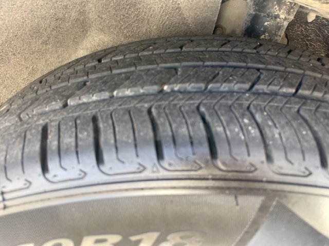 Used 2019 Chrysler Pacifica Touring Plus w/ Tire & Wheel Group FWD image 30