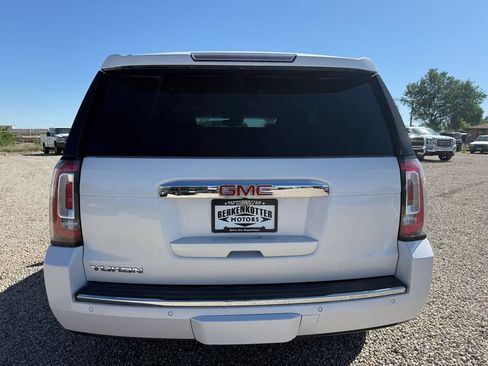 Used 2019 GMC Yukon Denali w/ Denali Ultimate Package AWD/4WD image 9