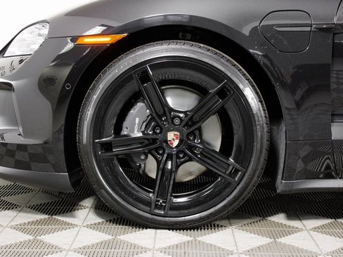 Used 2026 Porsche Taycan image 41