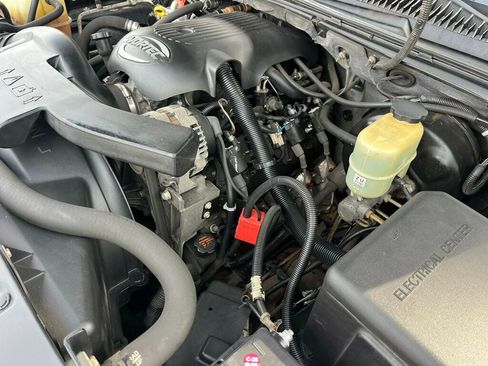 Used 2002 Chevrolet Tahoe Z71 image 16