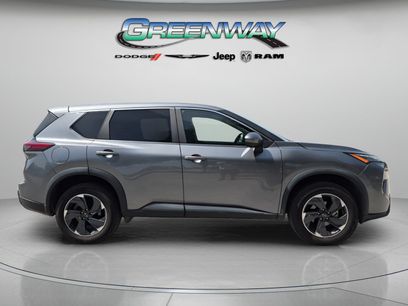 Used 2024 Nissan Rogue SV