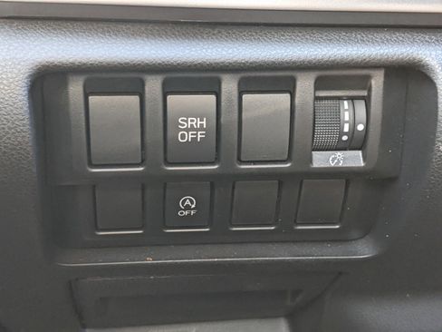 Used 2021 Subaru Forester Premium image 20