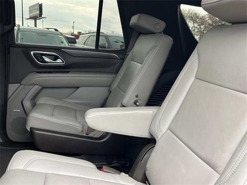 Used 2021 Chevrolet Tahoe Z71 w/ Z71 Off-Road Package image 21