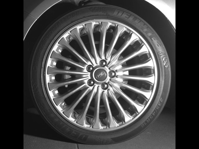Used 2015 Ford Fusion Titanium FWD image 25