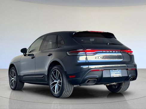 Certified 2026 Porsche Macan AWD/4WD image 3
