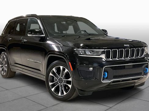 Used 2022 Jeep Grand Cherokee Overland image 4