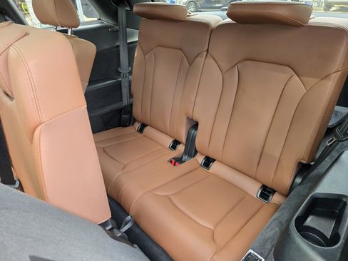 Used 2023 Audi Q7 2.0T Premium image 32