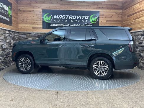 Used 2025 Chevrolet Tahoe Z71 w/ Comfort Package AWD/4WD image 8