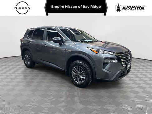 Used 2026 Nissan Rogue S AWD/4WD image 1