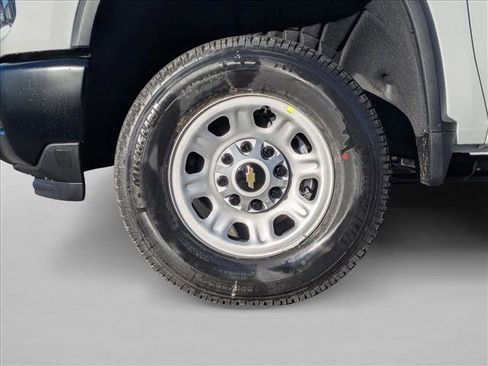New 2026 Chevrolet Silverado 2500 W/T w/ WT Convenience Package image 10