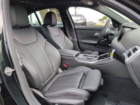 Used 2026 BMW 330i Sedan w/ M Sport Package image 33