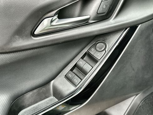 Used 2025 Chevrolet Equinox LT w/ Safety and Technology Package image 15