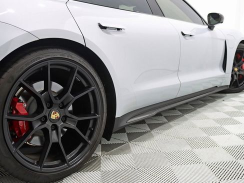 Used 2024 Porsche Taycan GTS image 13