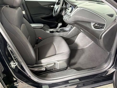 Used 2023 Chevrolet Malibu LT image 13