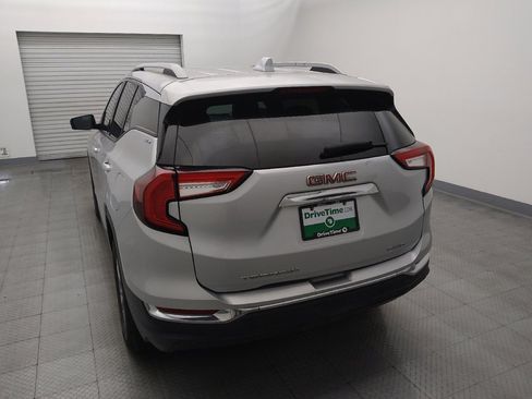 Used 2022 GMC Terrain SLT image 6