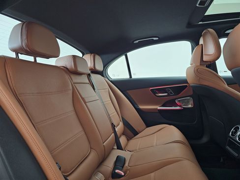Certified 2025 Mercedes-Benz C 300 4MATIC Sedan image 27