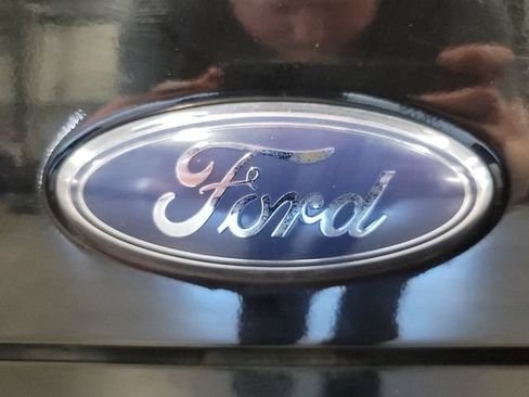 Used 2010 Ford Focus SE FWD image 30