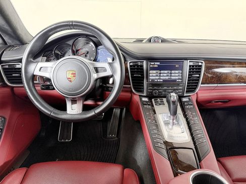 Used 2016 Porsche Panamera Turbo AWD/4WD image 71