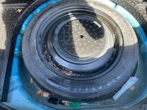 Used 2014 Ford Focus SE w/ SE Winter Package image 28