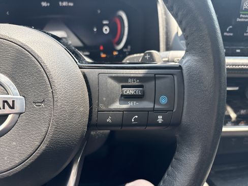 Used 2021 Nissan Rogue Platinum FWD image 20
