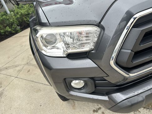 Used 2021 Toyota Tacoma SR5 w/ Technology Package AWD/4WD image 37