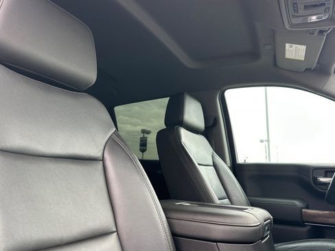 Used 2019 Chevrolet Silverado 1500 LT Trail Boss image 16