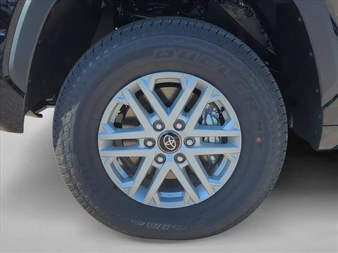 Certified 2025 Toyota Tundra SR5 w/ SR5 Convenience Package AWD/4WD image 10