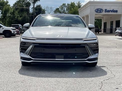 New 2025 Hyundai Sonata Limited image 2