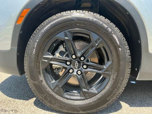 Used 2024 Chevrolet Blazer LT w/ Convenience Package FWD image 14