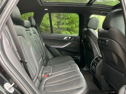 Used 2022 BMW X5 sDrive40i w/ Premium Package RWD image 17