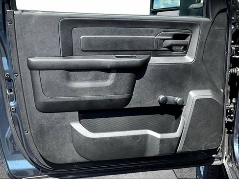 Used 2026 RAM 2500 Tradesman w/ Chrome Appearance Group AWD/4WD image 22