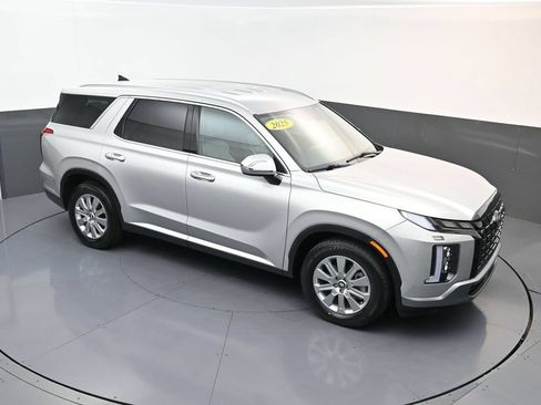 Used 2025 Hyundai Palisade SEL FWD image 15