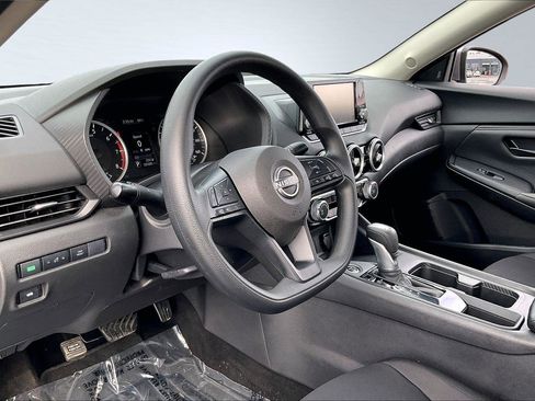 Certified 2025 Nissan Sentra S image 15