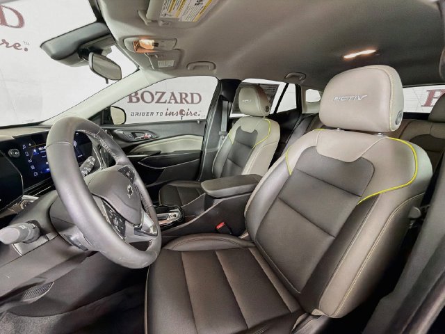 Used 2025 Chevrolet Trax ACTIV FWD image 24