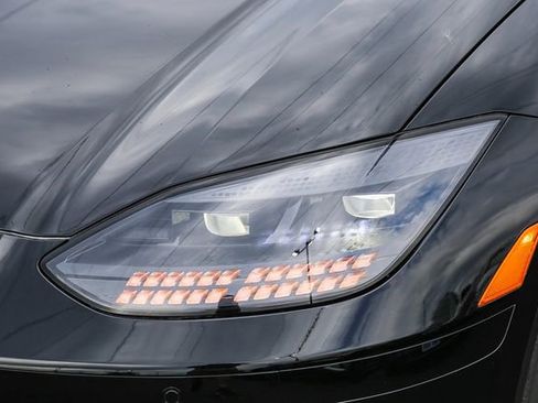 New 2025 Hyundai Ioniq 6 SE image 5