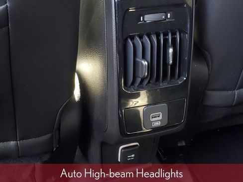 Used 2022 Jeep Compass Latitude image 36