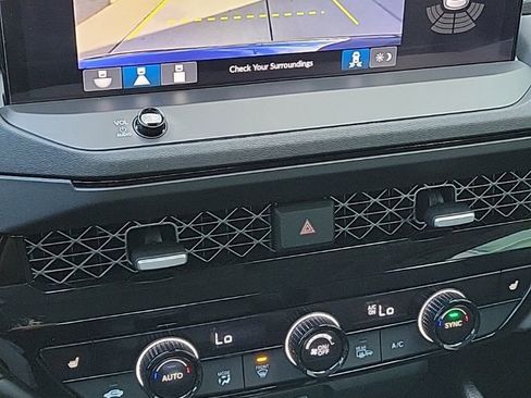 Used 2023 Honda Accord EX-L image 25