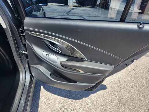 Used 2015 Buick LaCrosse Leather FWD image 20