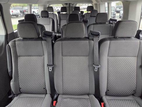 Used 2023 Ford Transit 350 XLT image 19