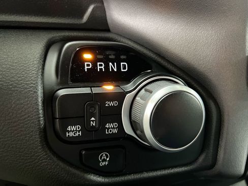 Used 2023 RAM 1500 Big Horn AWD/4WD image 16